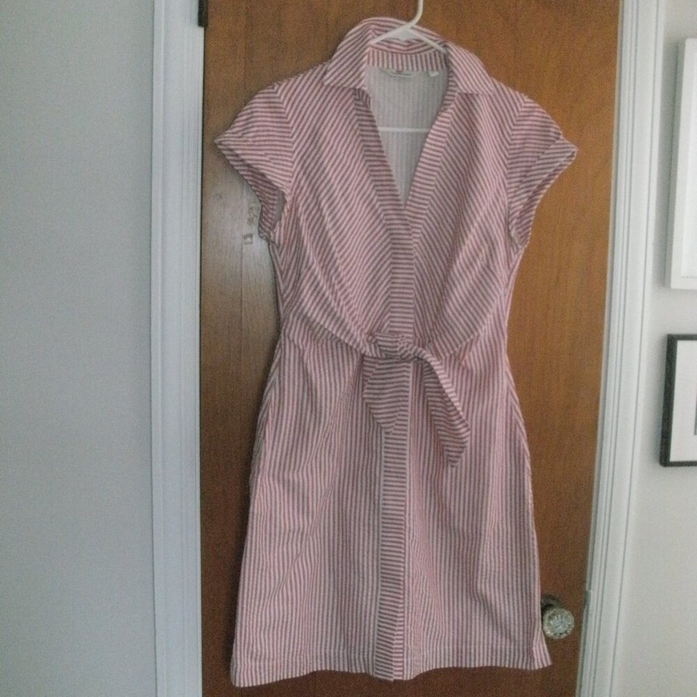Vineyard Vines Seersucker Tie Front Button Front Dress Red White Stripes Pockets